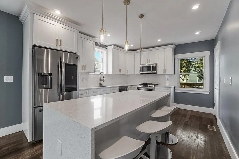 19 Harrison St #1 - Photo 6 of 17