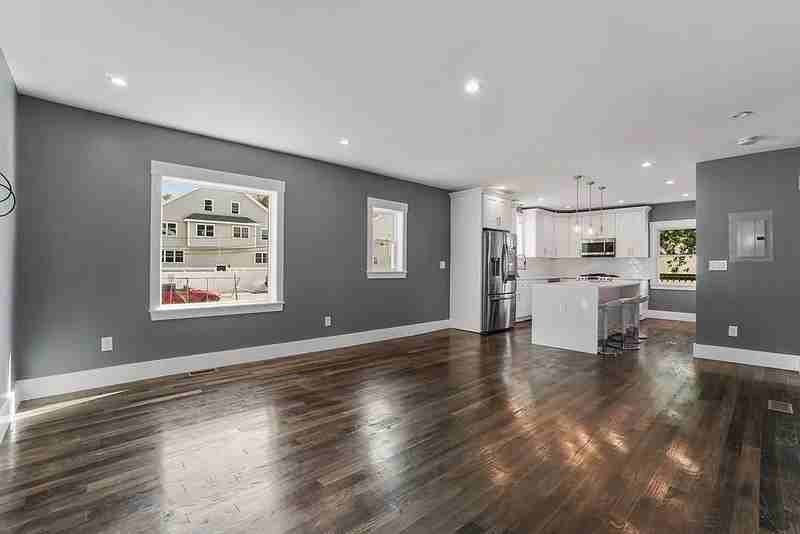 19 Harrison St #1 - Photo 7 of 17