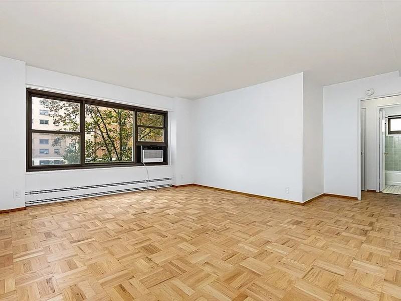 21 Hollywood Ave #2D - Photo 2 of 16