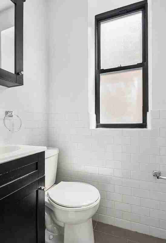59 E 7th St #18 - Photo 6 of 6