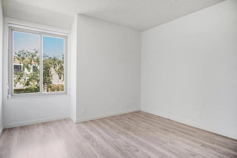 490 Auburn Way #12 - Photo 3 of 13