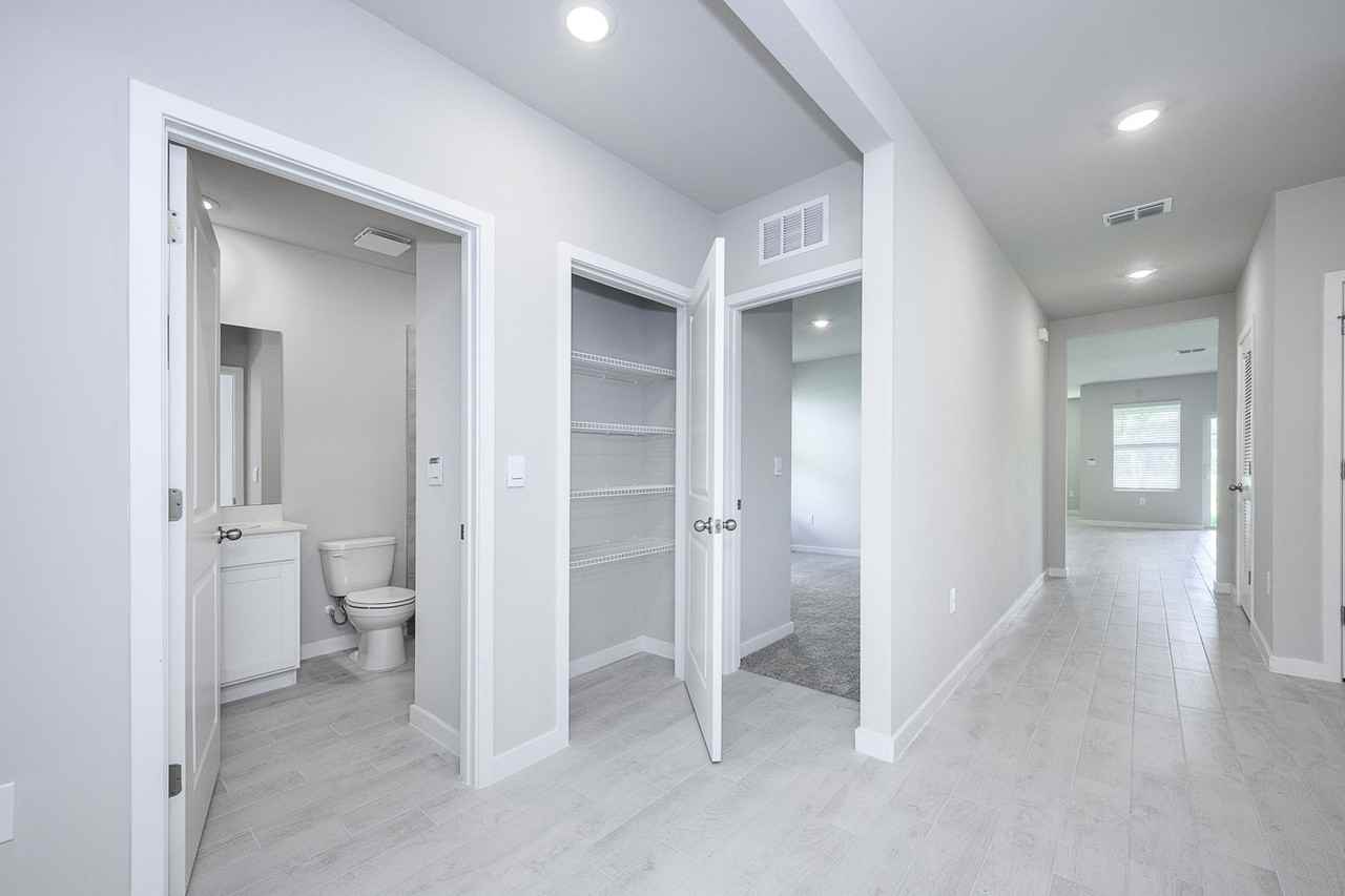 25110 Alcazar Dr - Photo 6 of 50