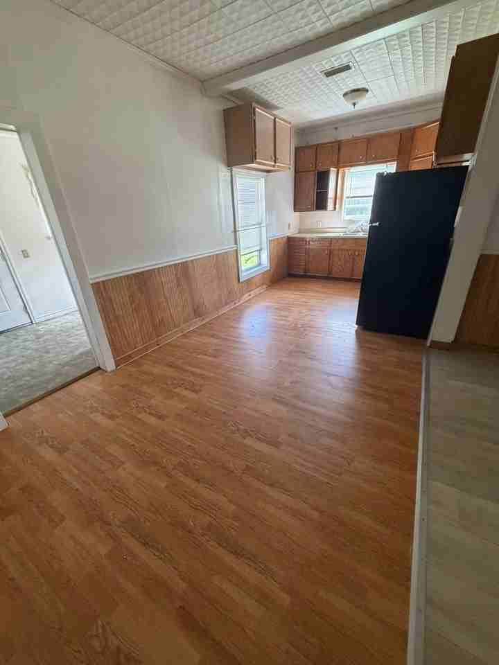 510 W Bilbo St - Photo 3 of 13