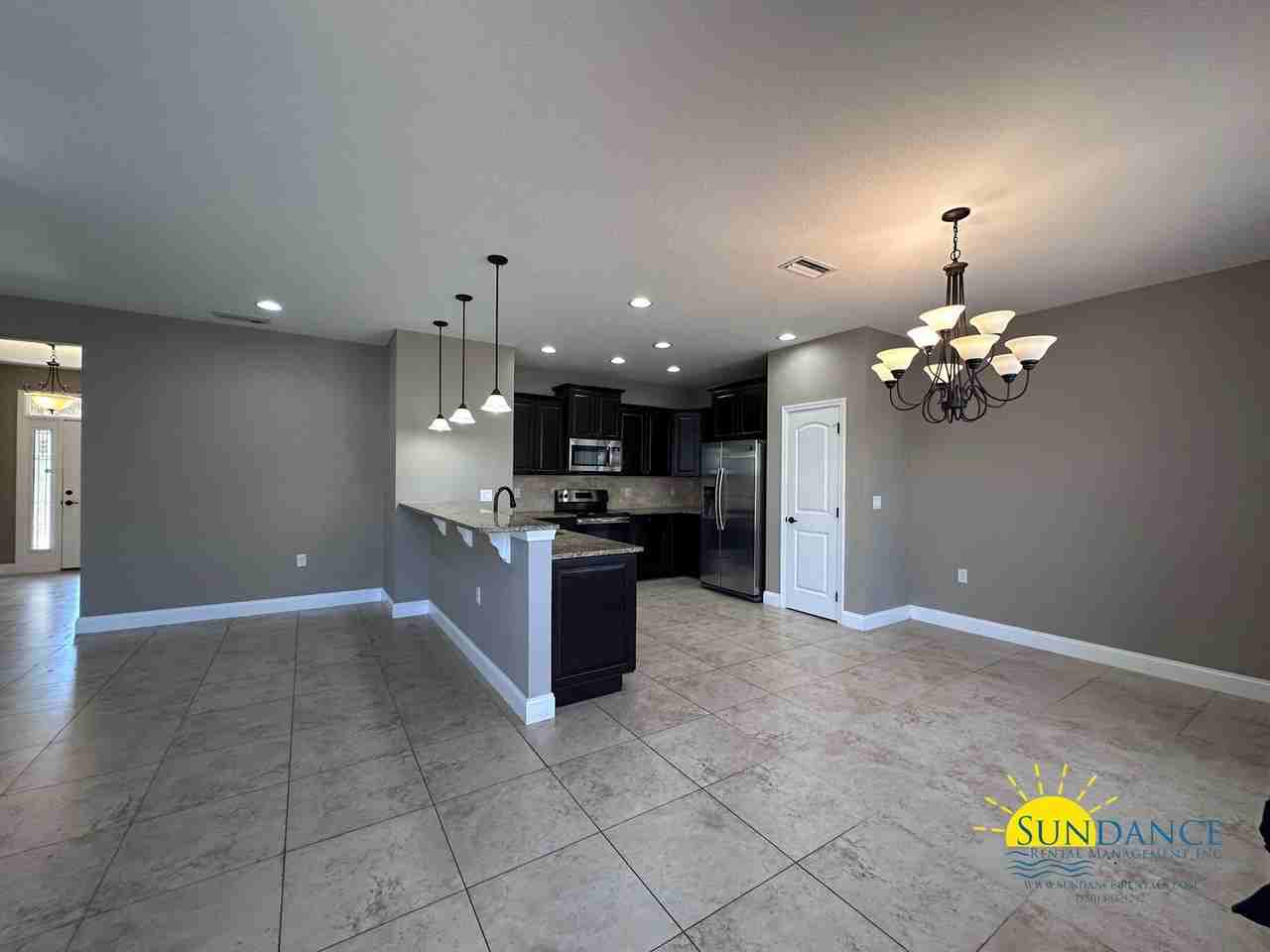 438 Bay Oaks Dr - Photo 4 of 28