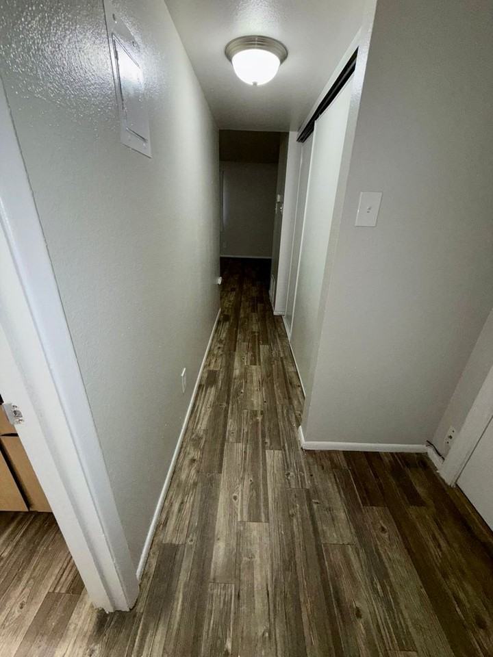 The Citadel Apartments - Photo 4 of 16