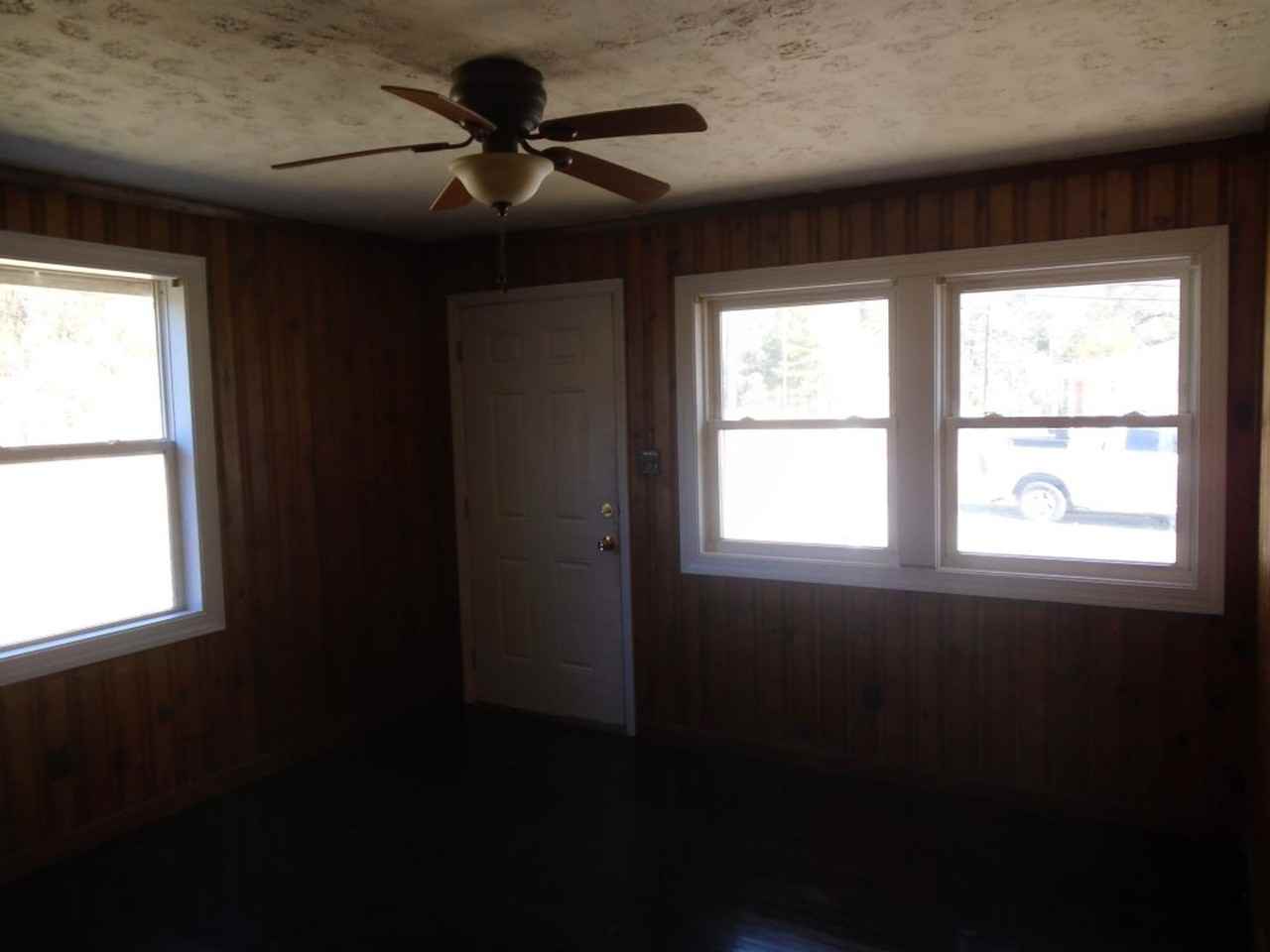 302 Old Shaw Rd - Photo 6 of 29