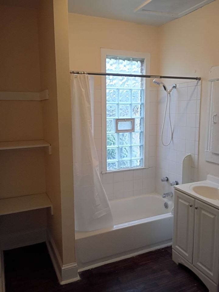 3835 N 11th St - Photo 6 of 7