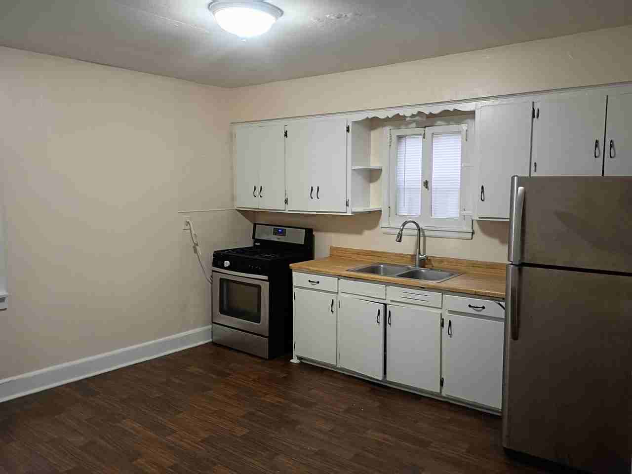 3835 N 11th St - Photo 7 of 7