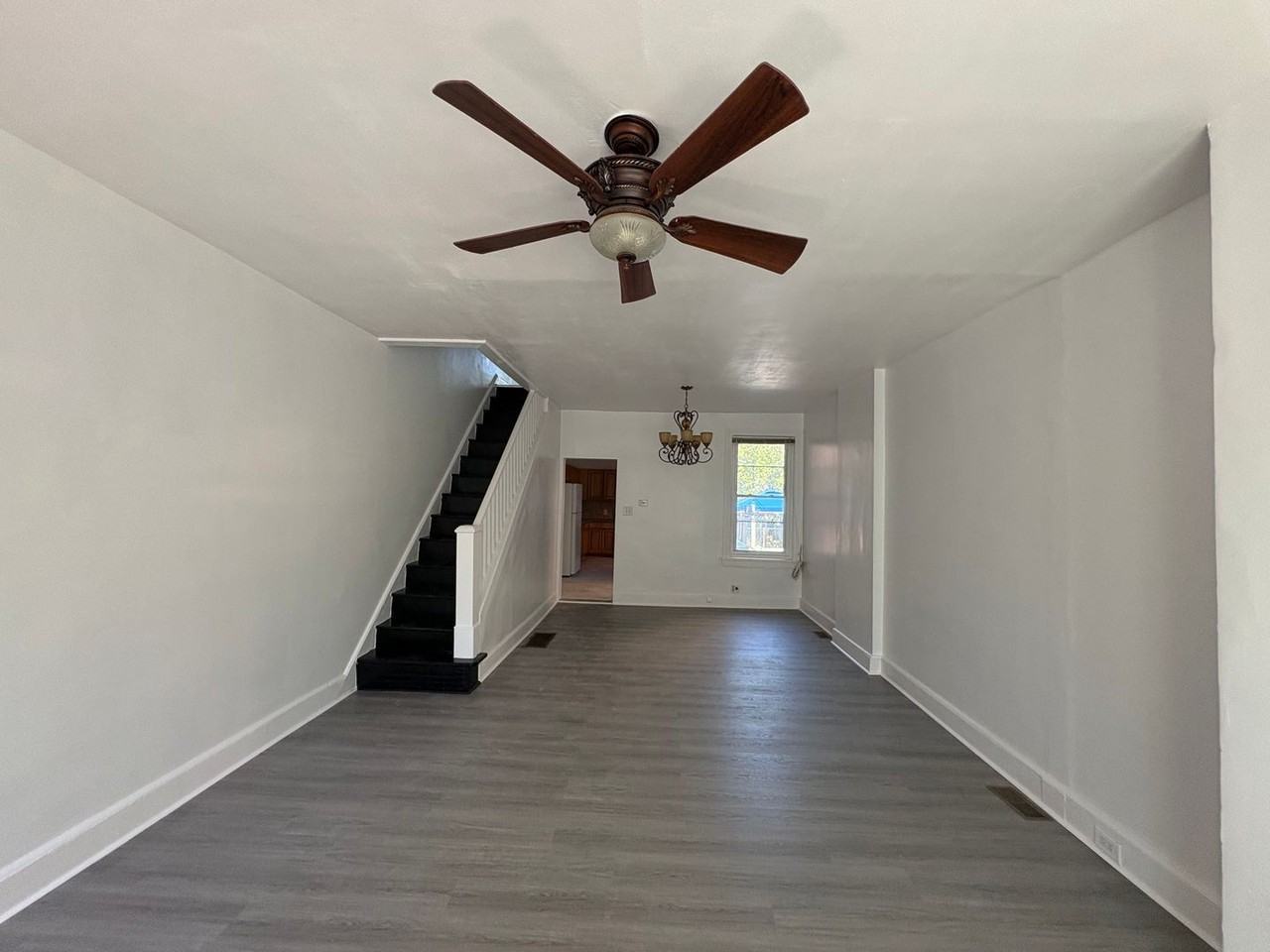 4712 Knorr St - Photo 2 of 16