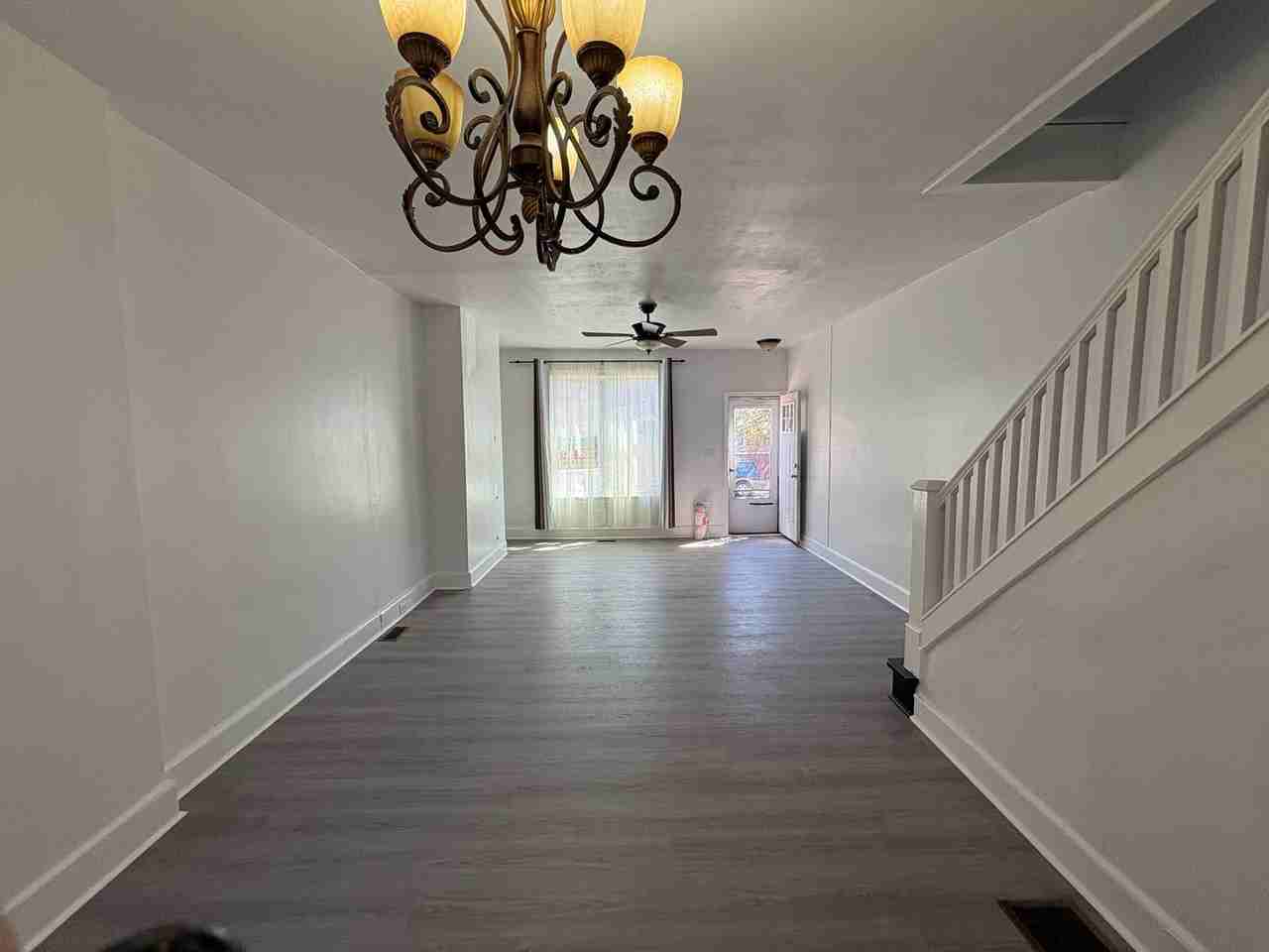 4712 Knorr St - Photo 3 of 16
