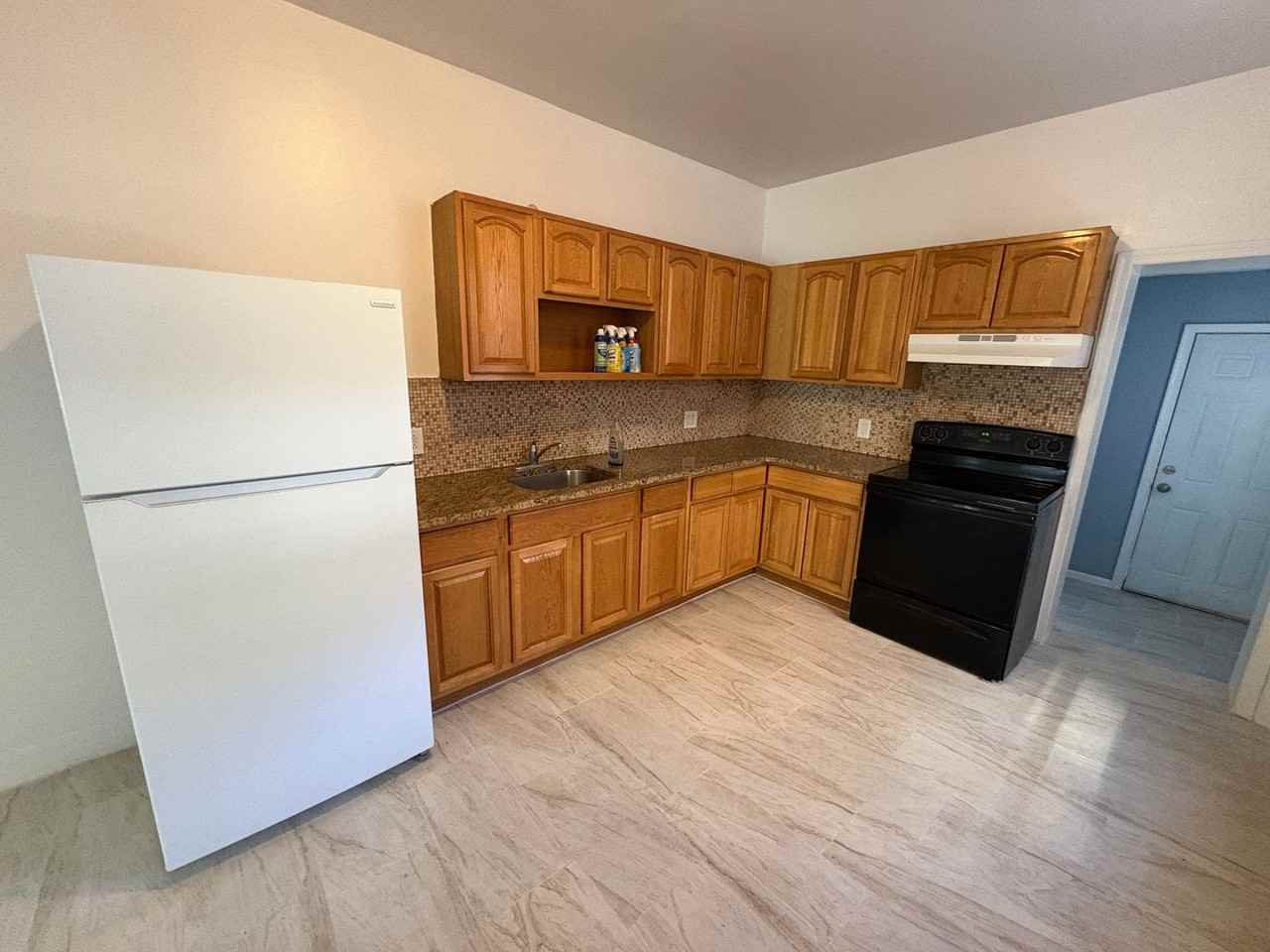 4712 Knorr St - Photo 5 of 16