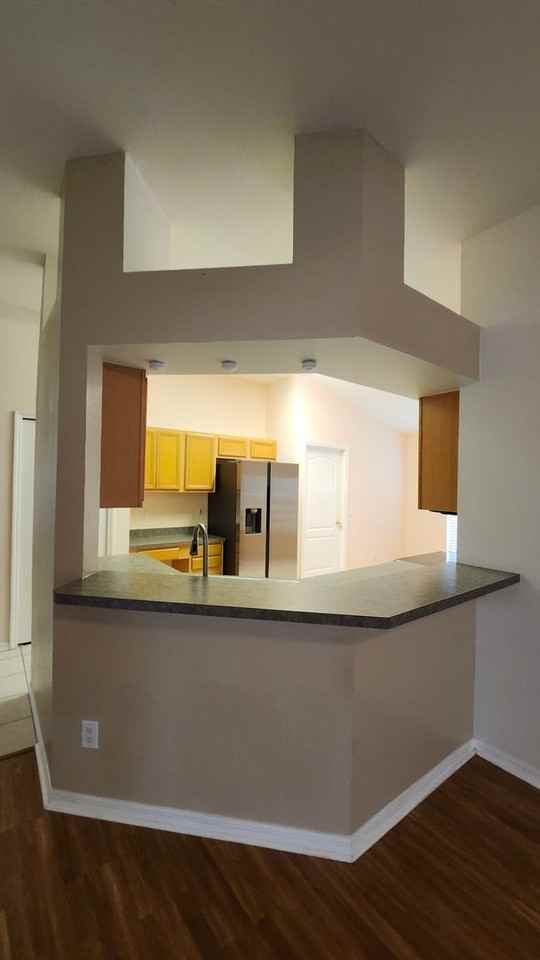 1813 Greystone Heights Dr - Photo 6 of 18