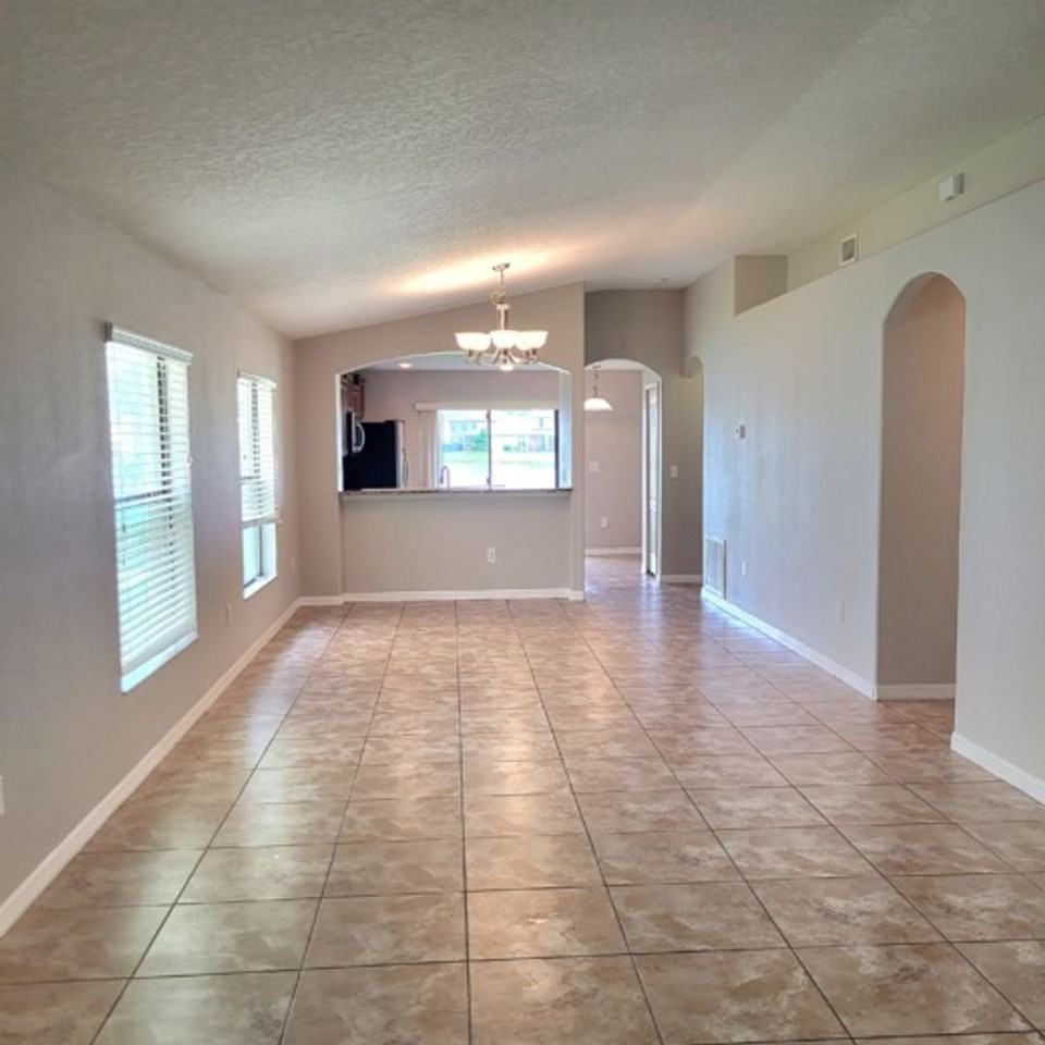 10016 Newminster Loop - Photo 3 of 20