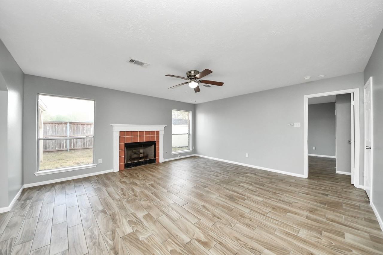 4805 E Columbary Dr - Photo 5 of 29
