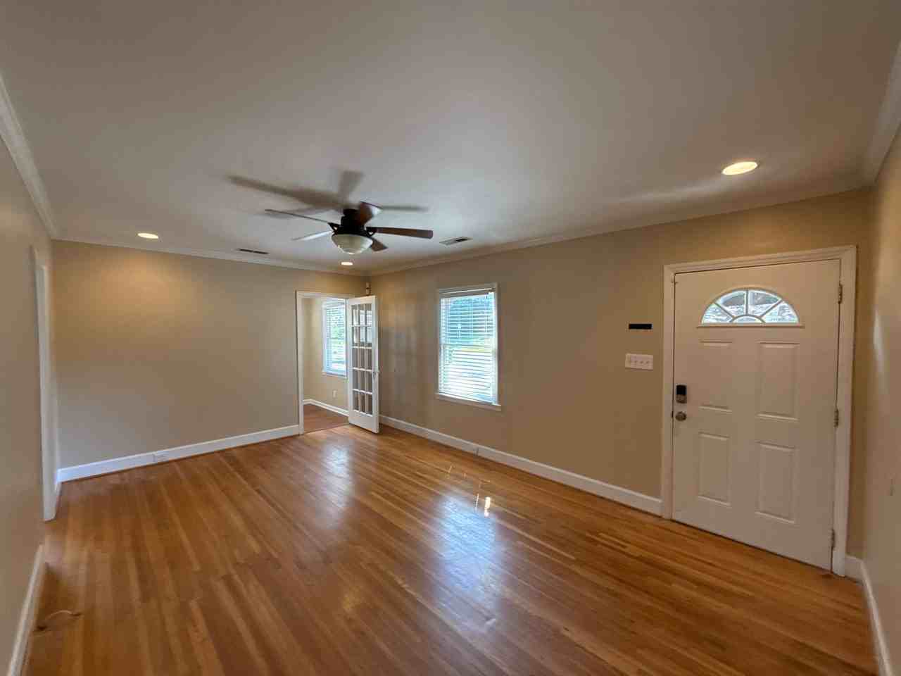 817 Everett Pl - Photo 3 of 15
