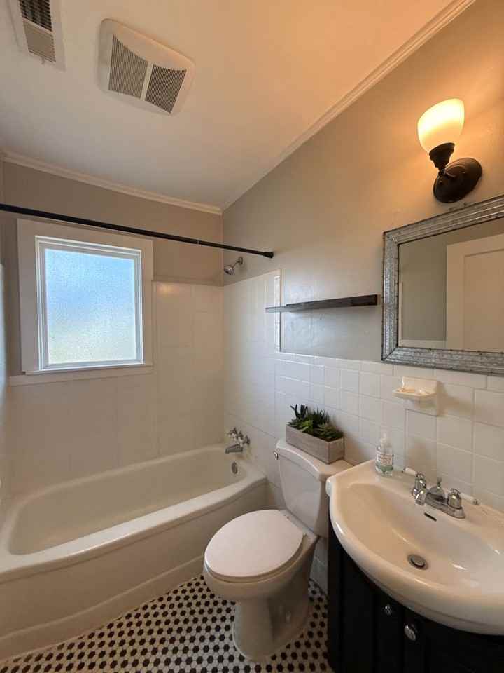 817 Everett Pl - Photo 7 of 15