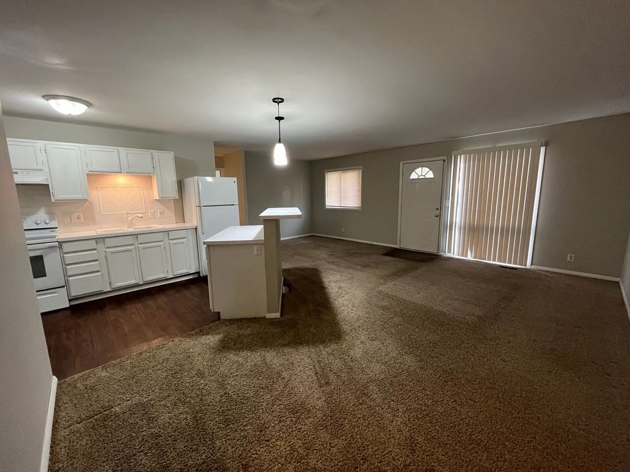 5044 Martin St - Photo 3 of 15
