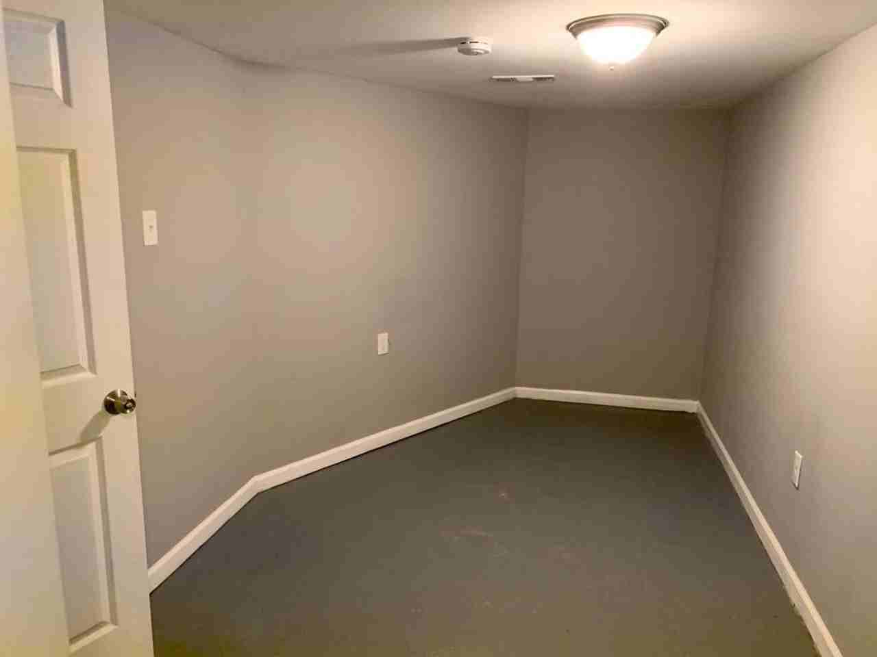 205 N Culver St - Photo 3 of 22