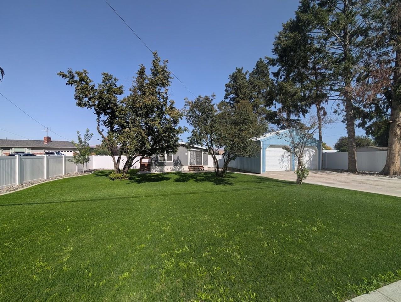 2021 Grelle Ave - Photo 2 of 30