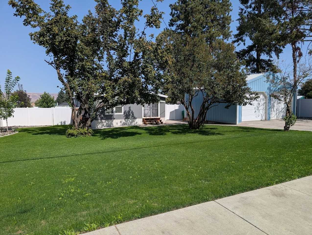 2021 Grelle Ave - Photo 3 of 30