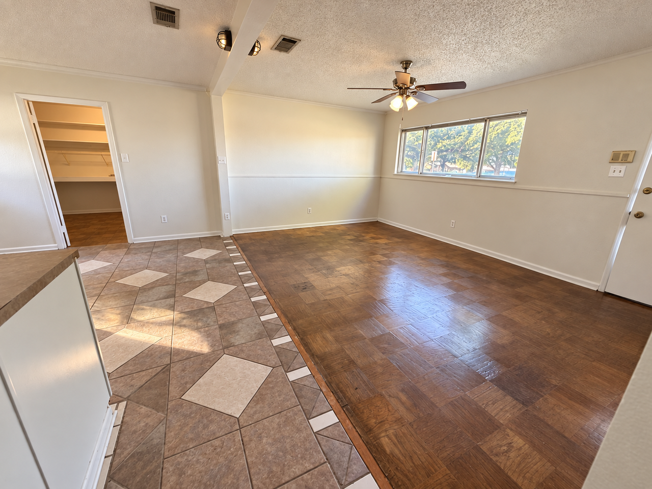 3002 Inda St - Photo 6 of 37