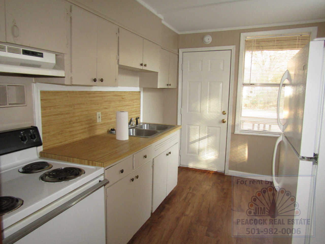 104 Pulaski Dr - Photo 3 of 10