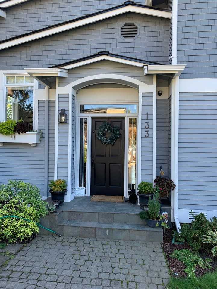 133 12th Ave - Photo 4 of 33