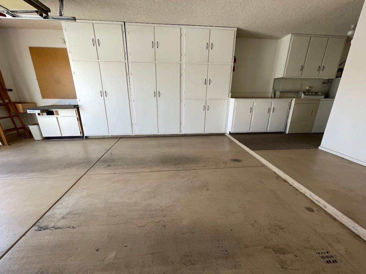 16810 N Boswell Blvd - Photo 5 of 36