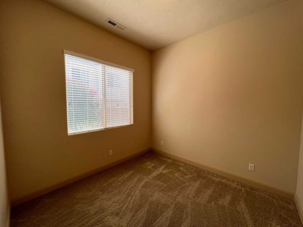 253 N 2530 W - Photo 6 of 19
