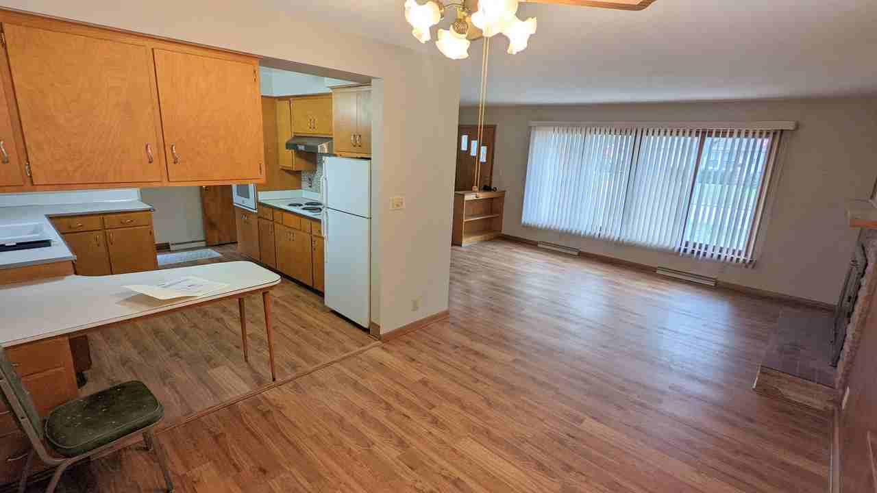 1624 Turtle St - Photo 6 of 12