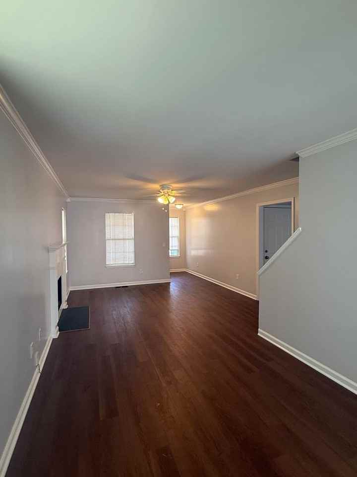 733 Vanguard Pl - Photo 4 of 28
