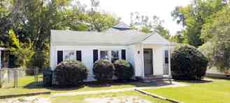 202 N Howell Ave - Photo 1 of 1