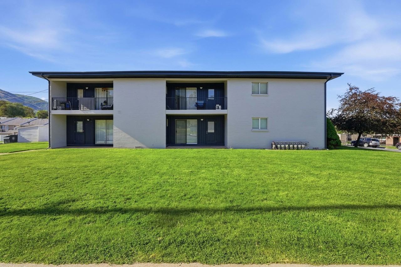 Eccles Avenue Apartments - Photo 3 of 5