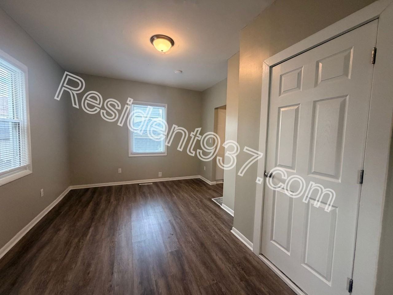 617 Wellmeier Ave - Photo 6 of 23