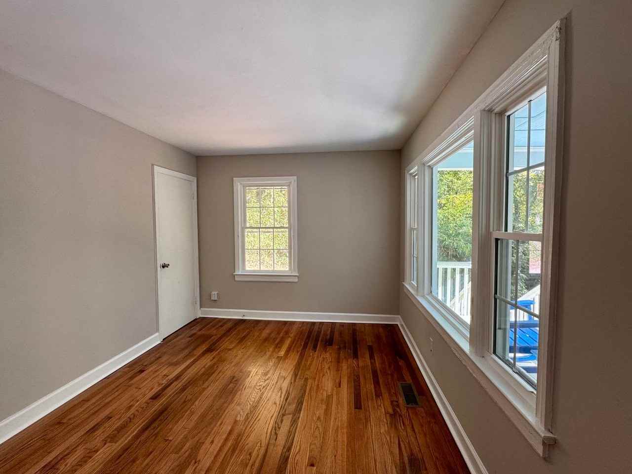 737 Raleigh Rd - Photo 2 of 10