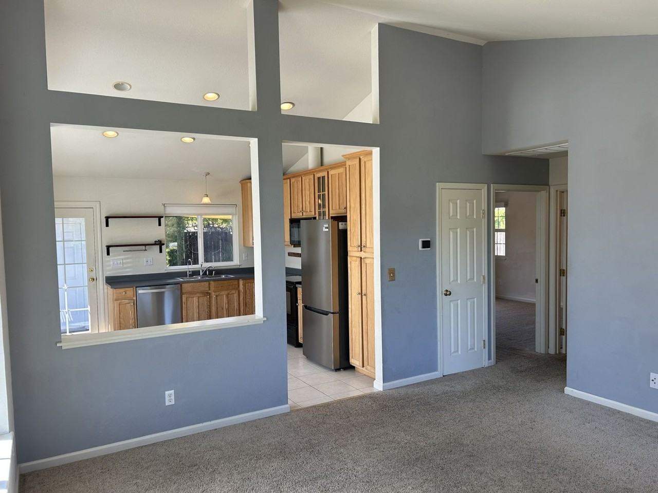 1806 Darby Rd - Photo 6 of 23