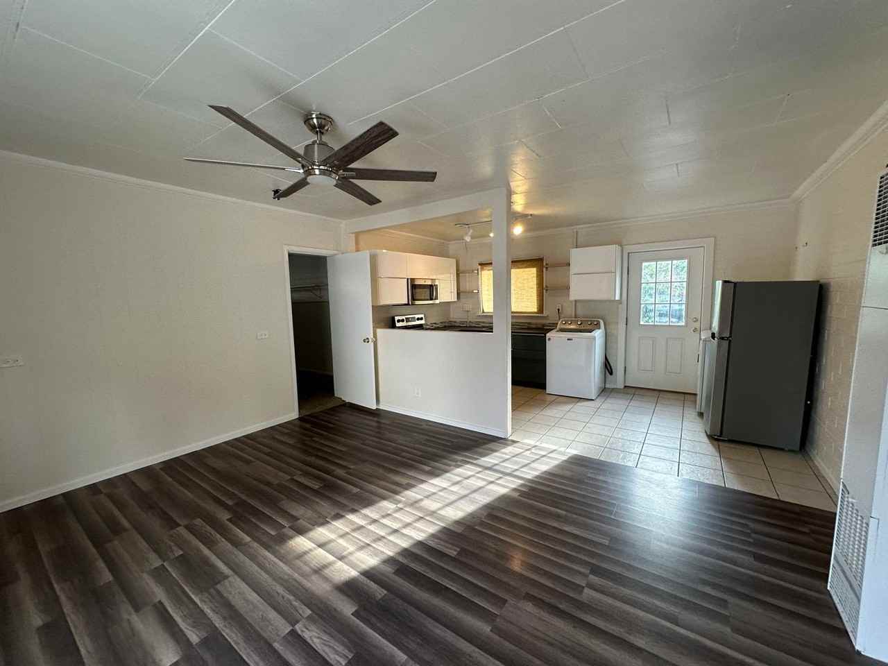1219 Humboldt St - Photo 3 of 14