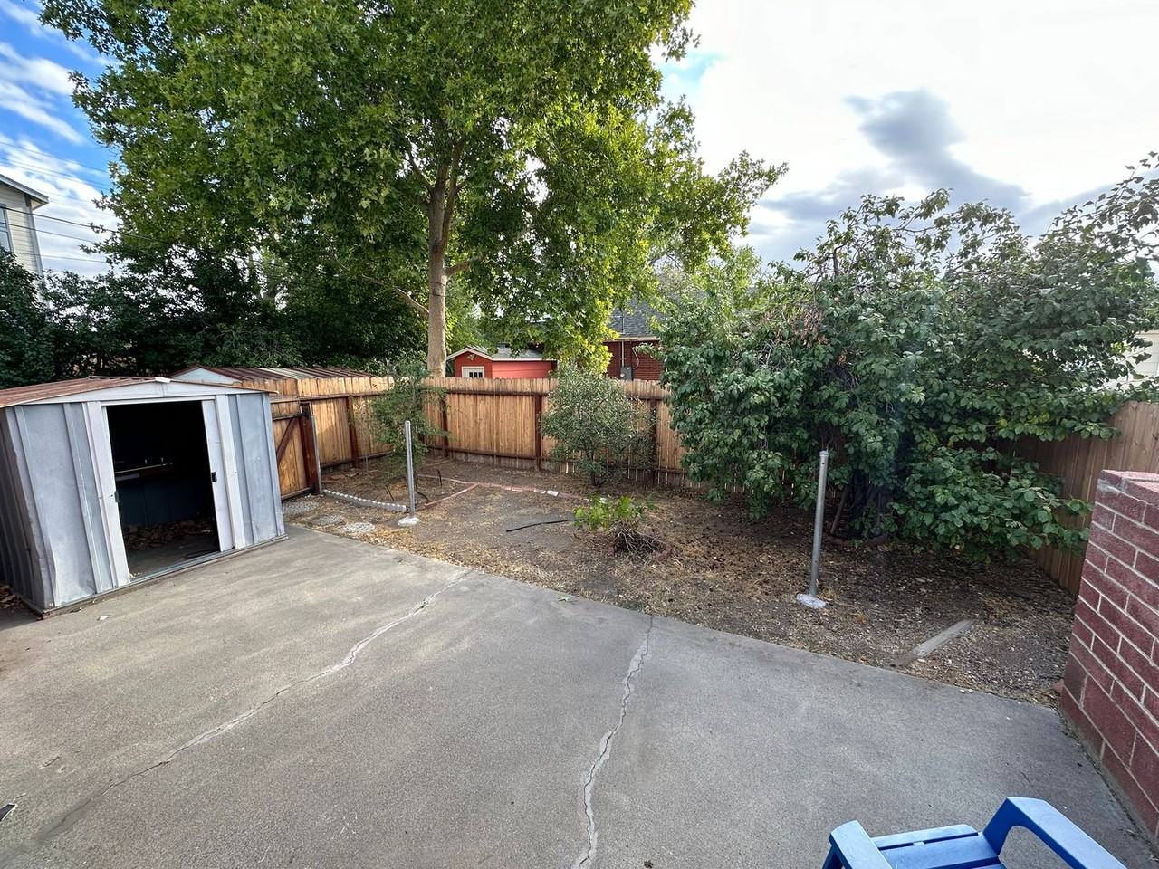 1219 Humboldt St - Photo 6 of 14