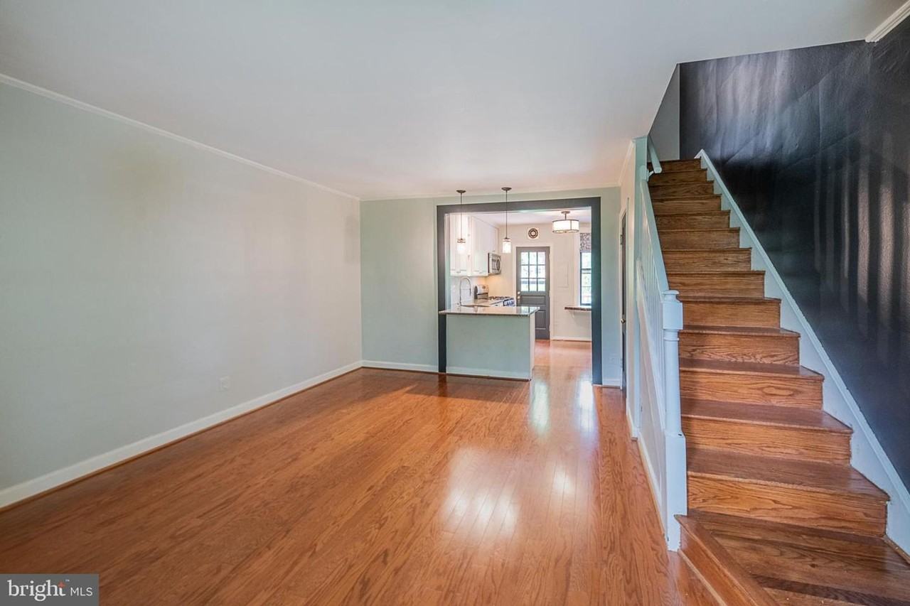 1501 S Edgewood St - Photo 5 of 50