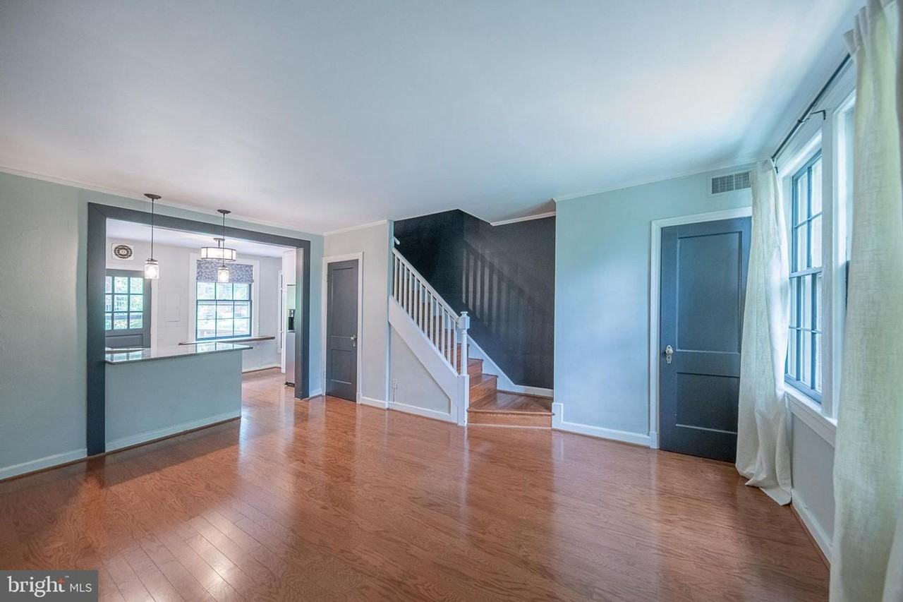 1501 S Edgewood St - Photo 6 of 50