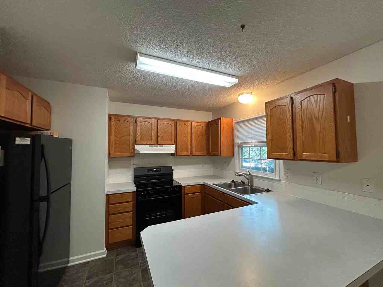 6088 Yeaton Glen Dr - Photo 3 of 11