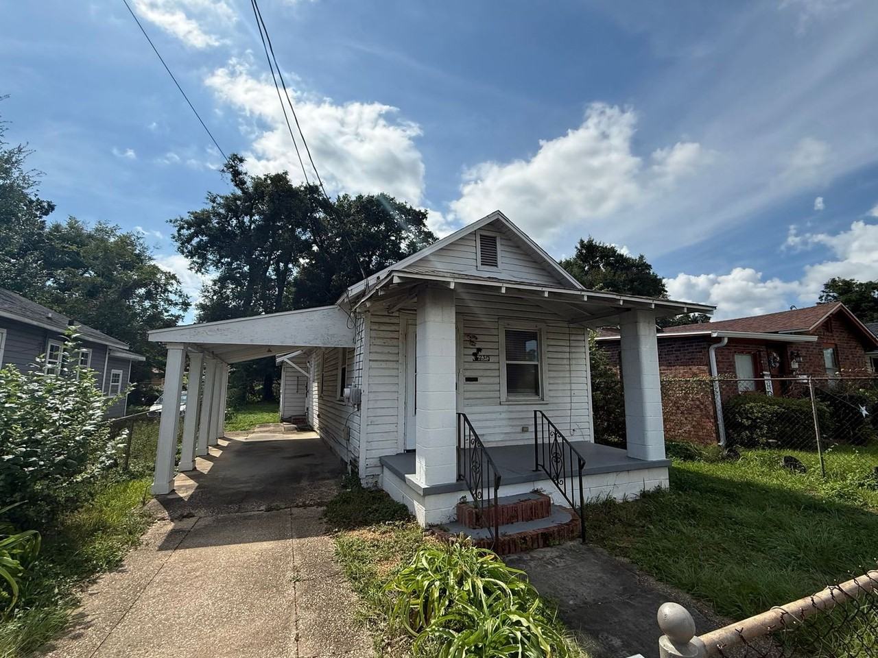 2315 N Hayne St - Photo 2 of 15