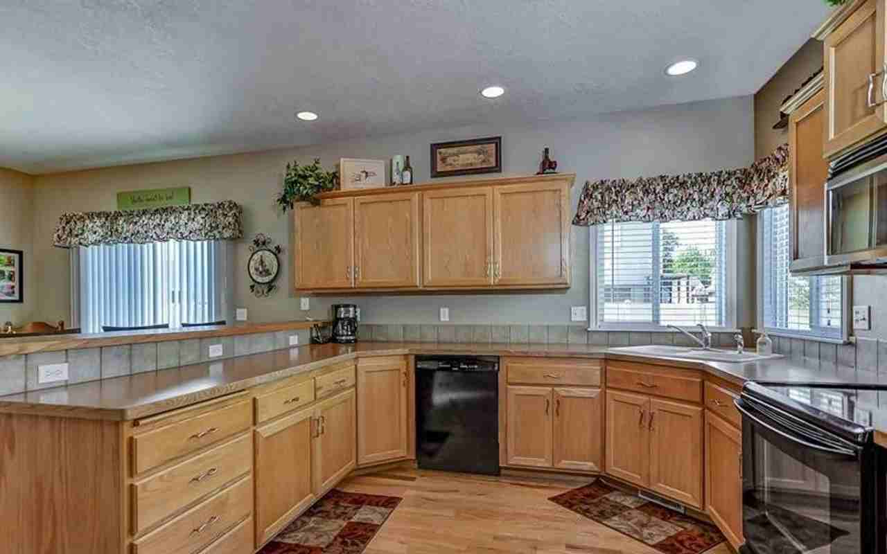 11637 W Palm St - Photo 2 of 7