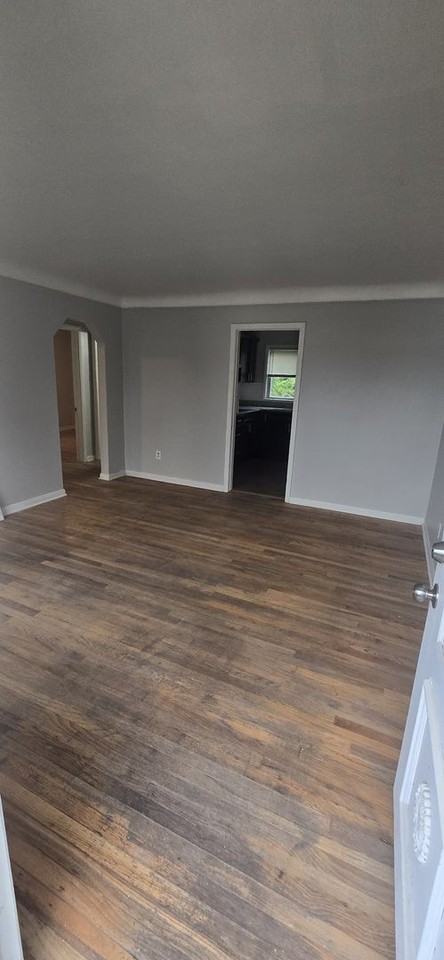27065 Princeton St - Photo 2 of 11