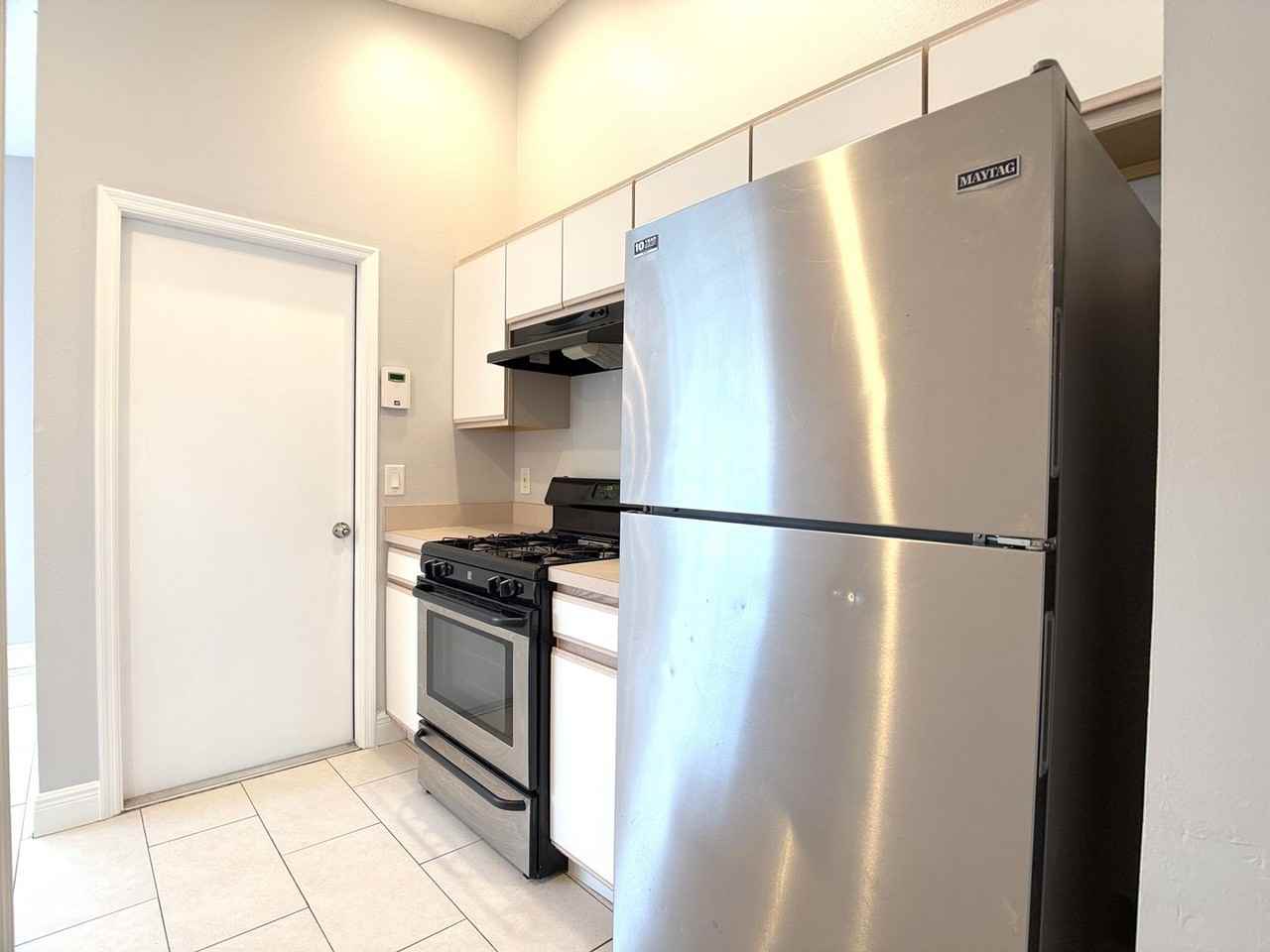 333 Piccolo Way - Photo 5 of 23