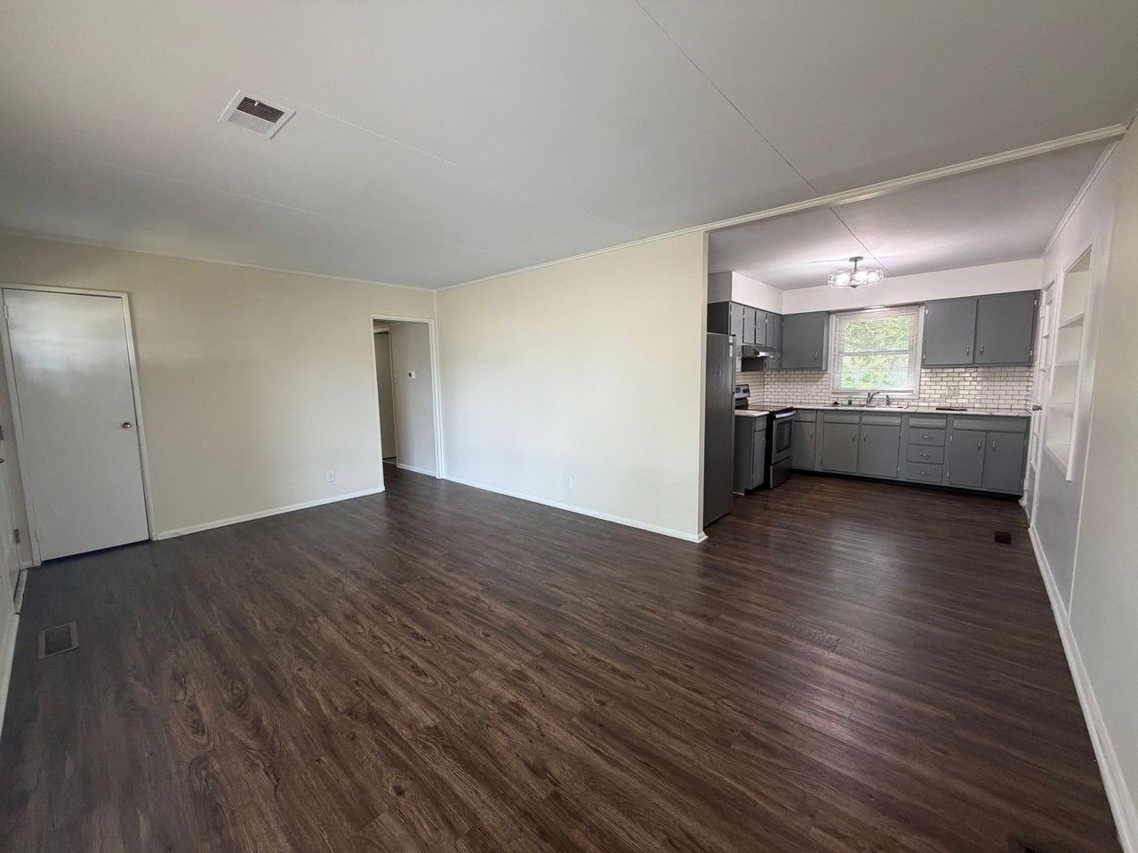 4 E Columbia St - Photo 3 of 14