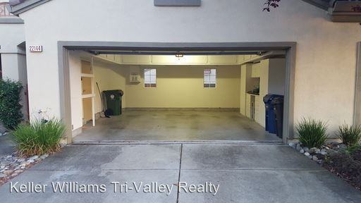 22144 E Lyndon Loop - Photo 3 of 30