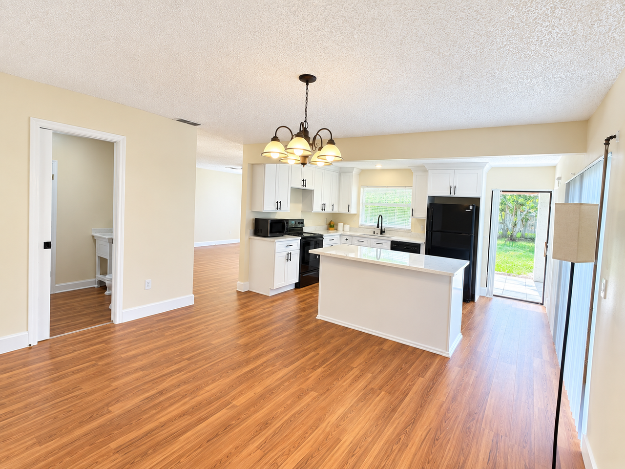614 Midiron Dr - Photo 2 of 20