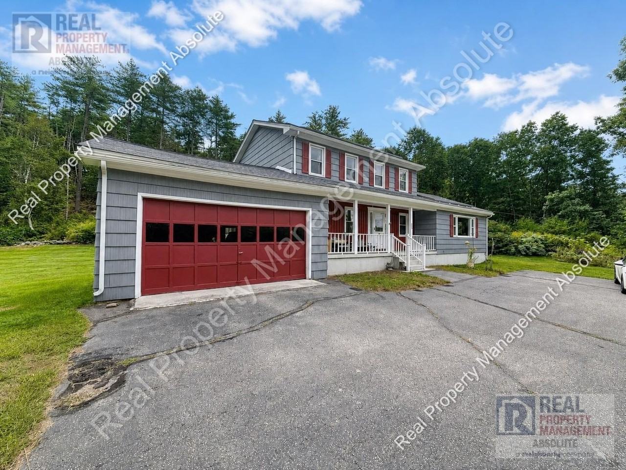 324 Mammoth Rd - Photo 4 of 44