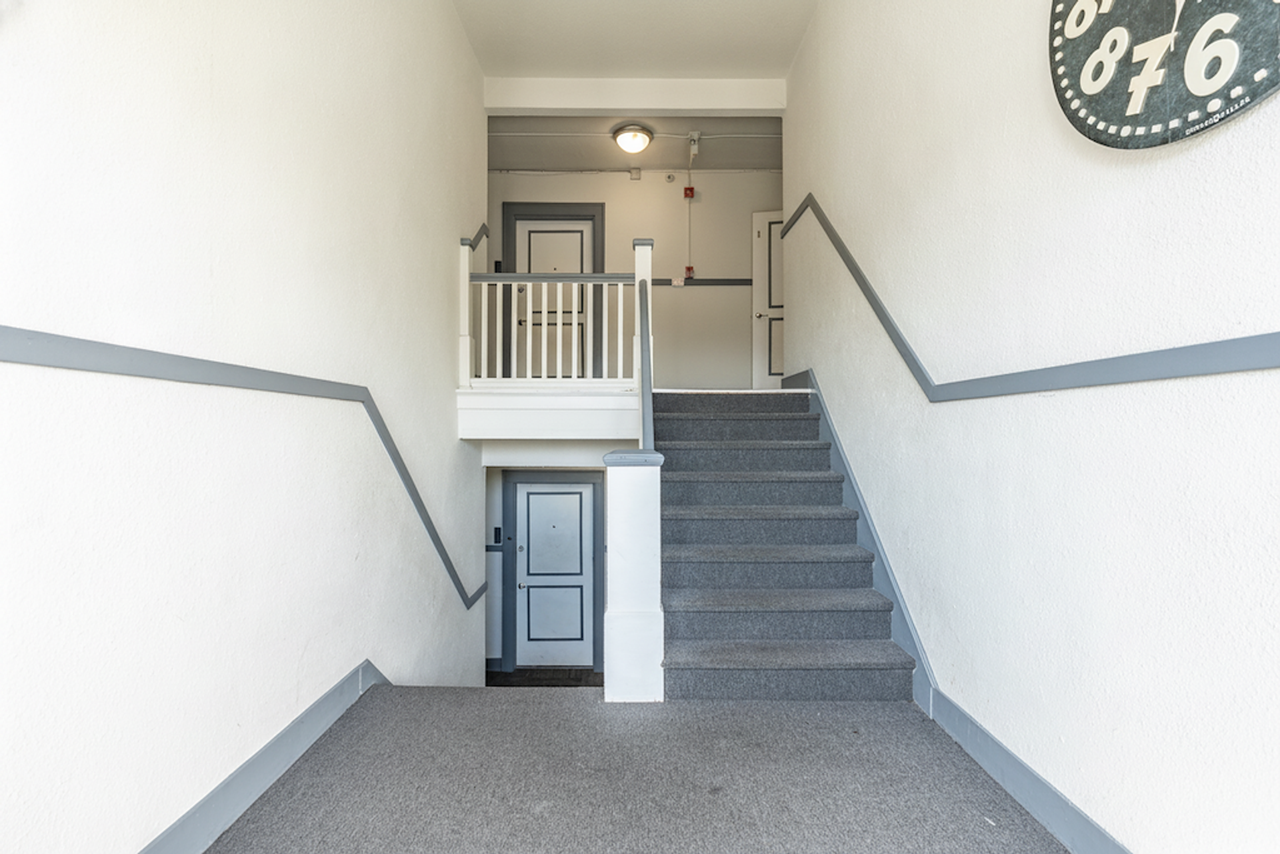 Welcome Home to Granada Apartments - Photo 4 of 26